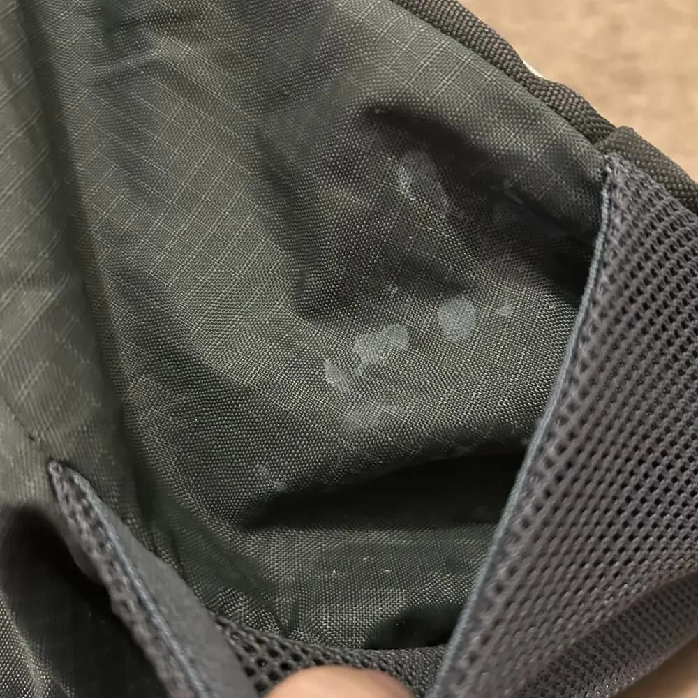 Osprey Farpoint Day Gray Backpack Daypack Travel Hiking Outdoor Bag